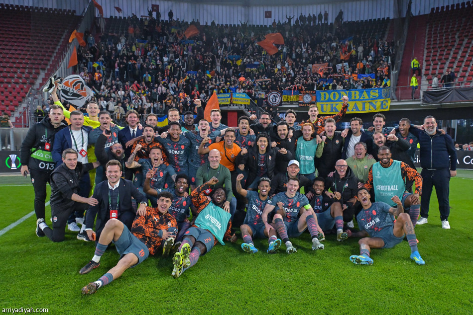 دوري المؤتمر.. شاختار إلى نصف النهائي