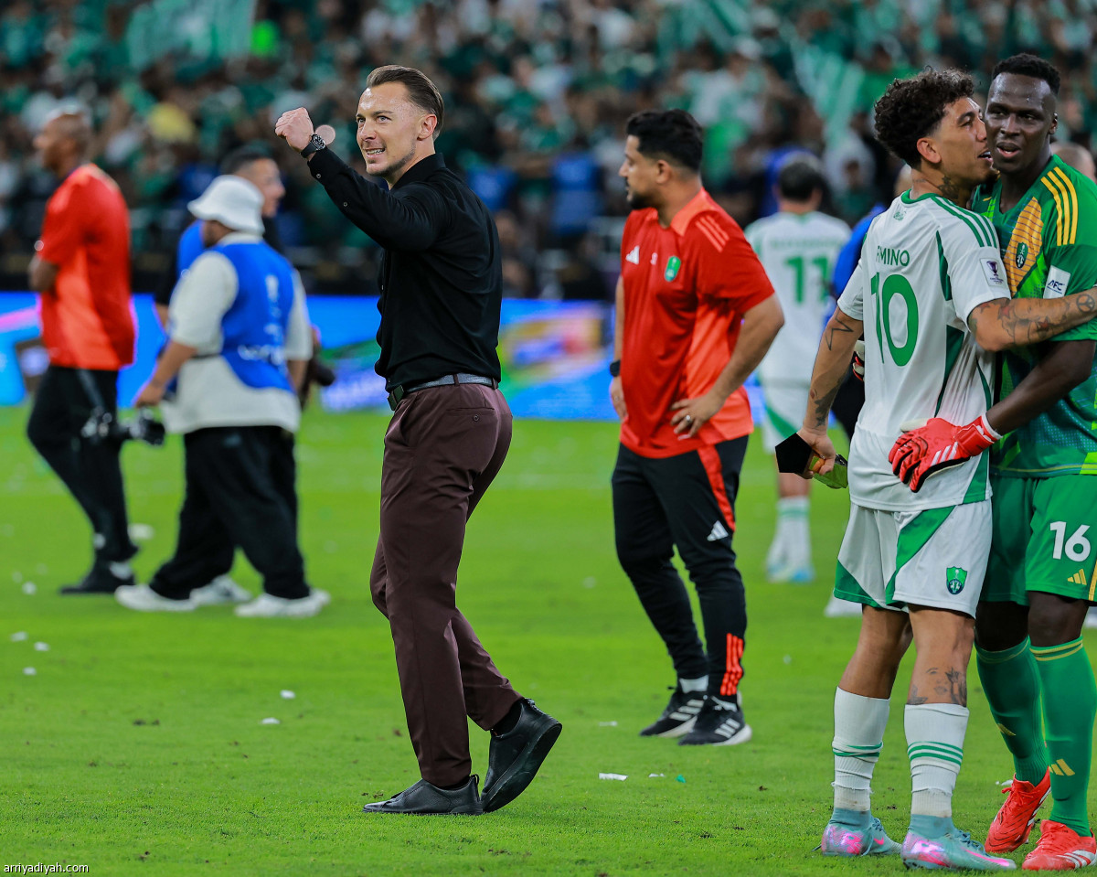 تتويج تاريخي