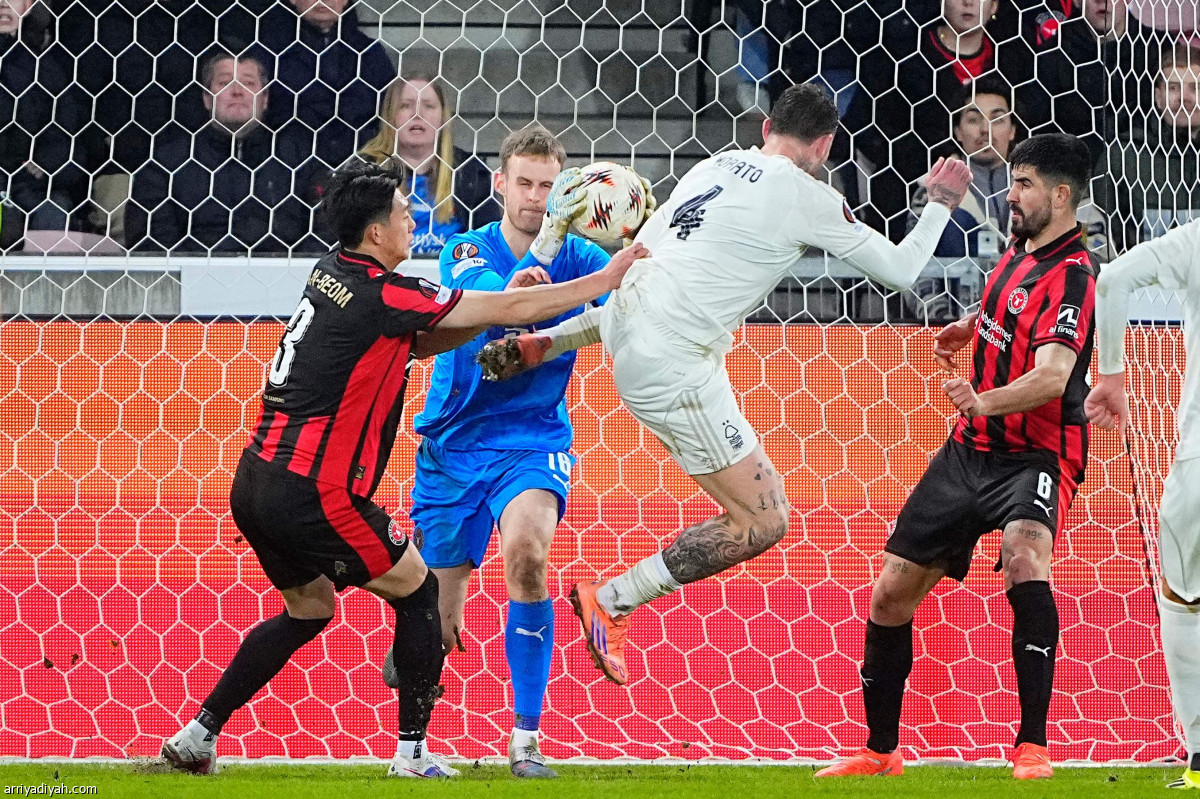 عبور نوتنجهام فورست