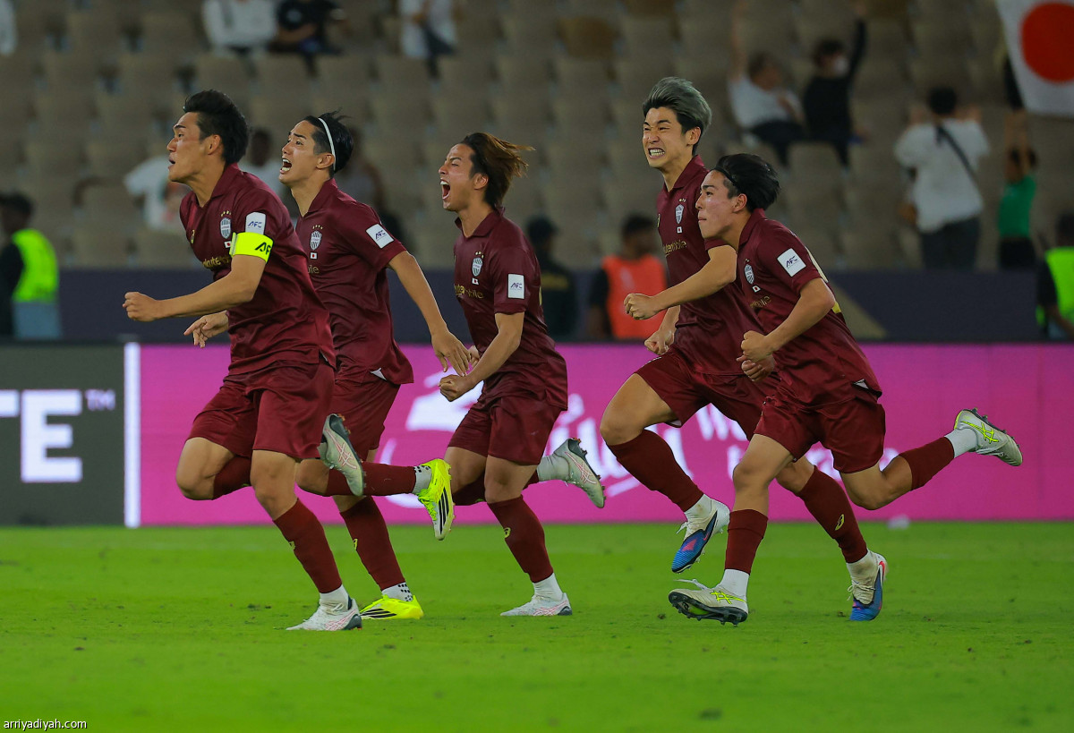 تأهل فيسيل كوبي