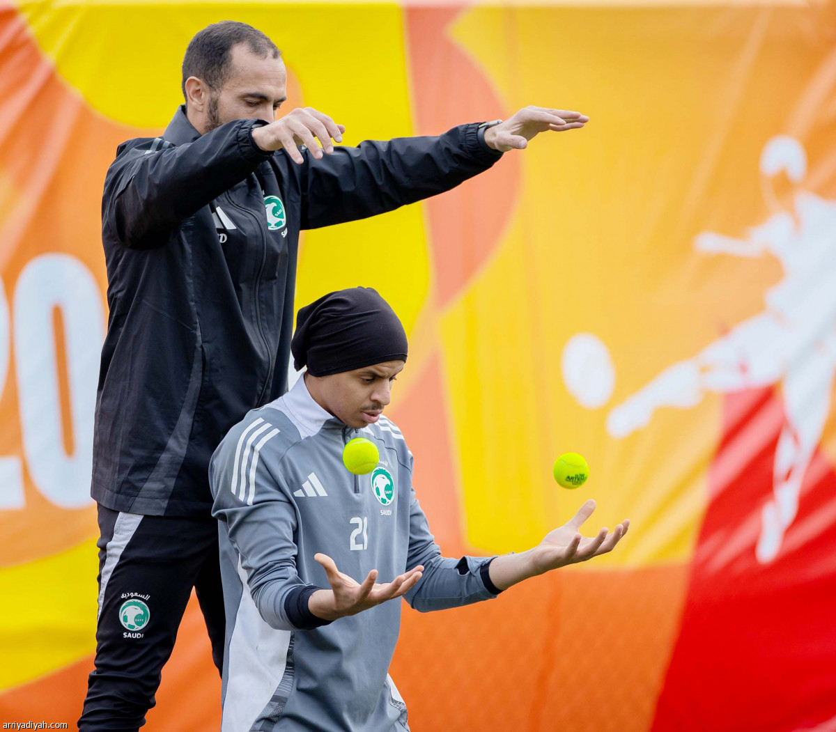 الأخضر يتأهب