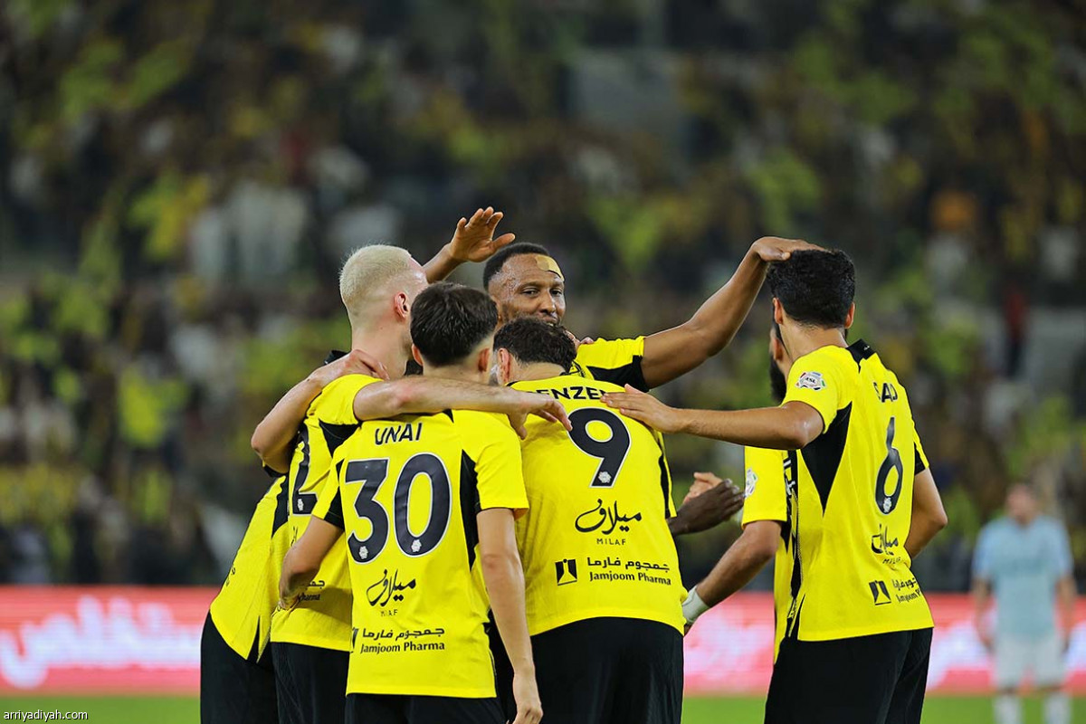 «النمور» تقترب