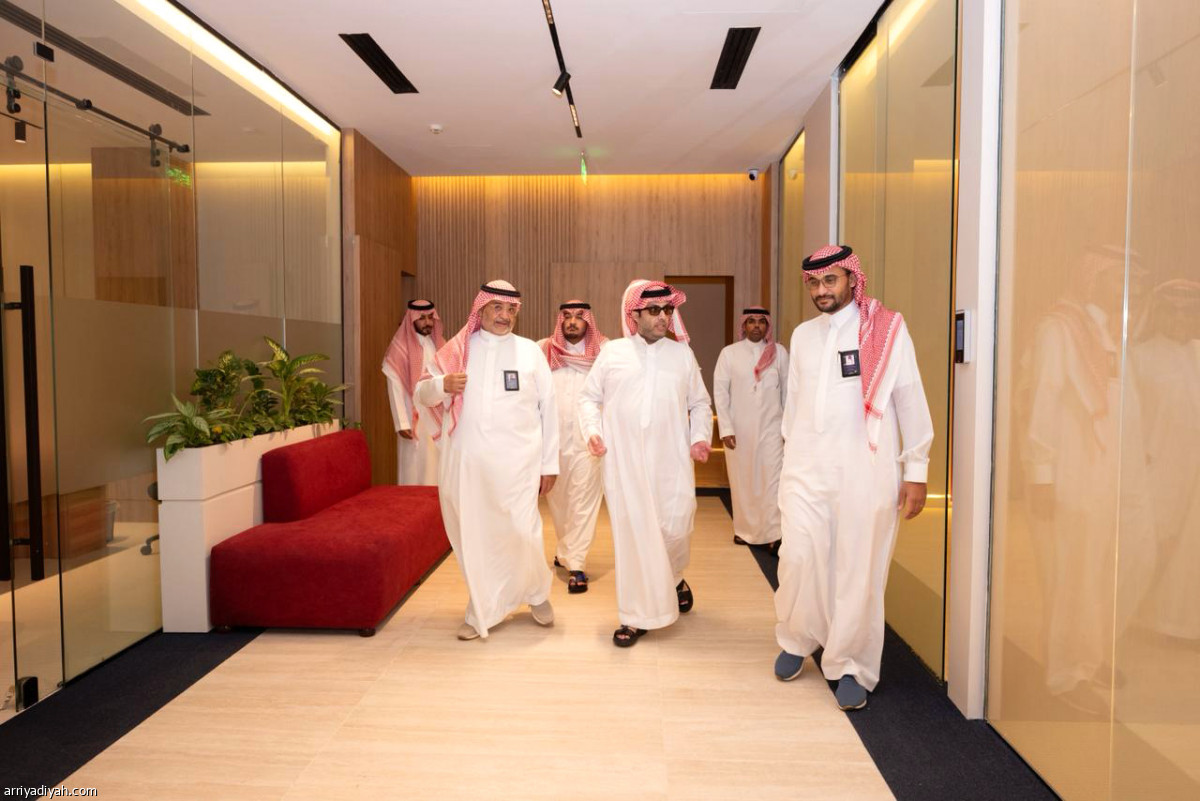 افتتاح وزيارة