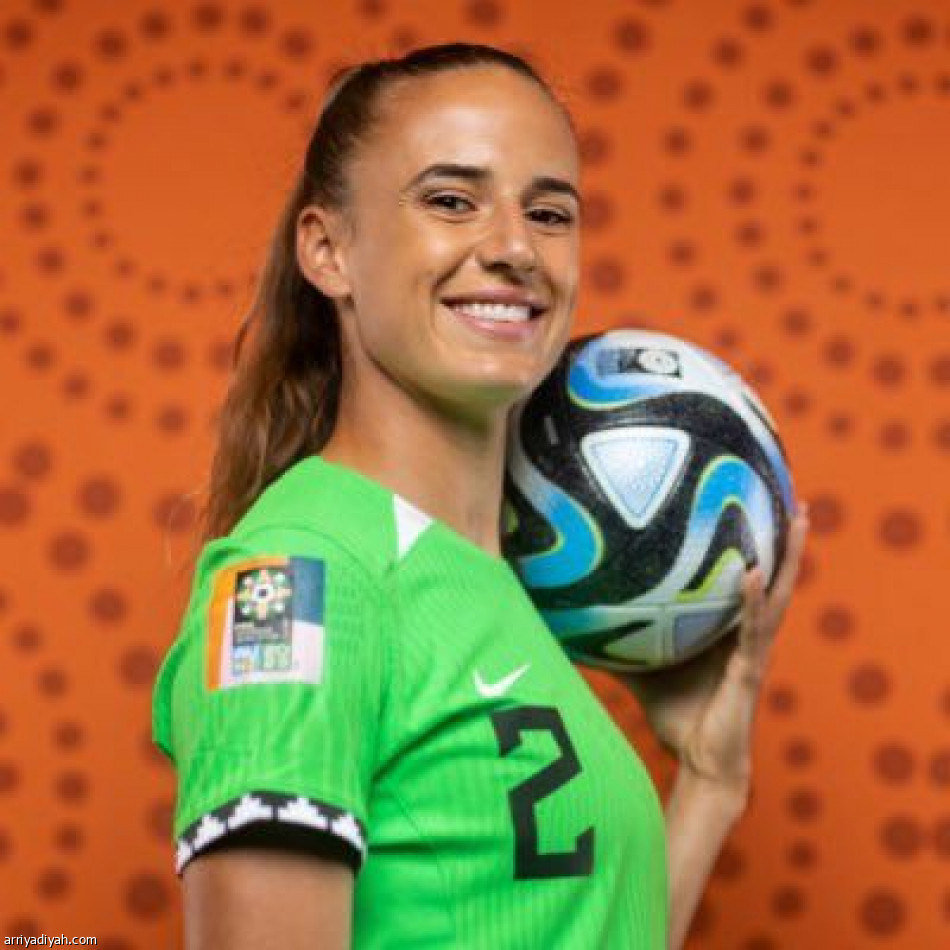 من هي آشلي بلمتر لاعبة الاتحاد الجديدة؟