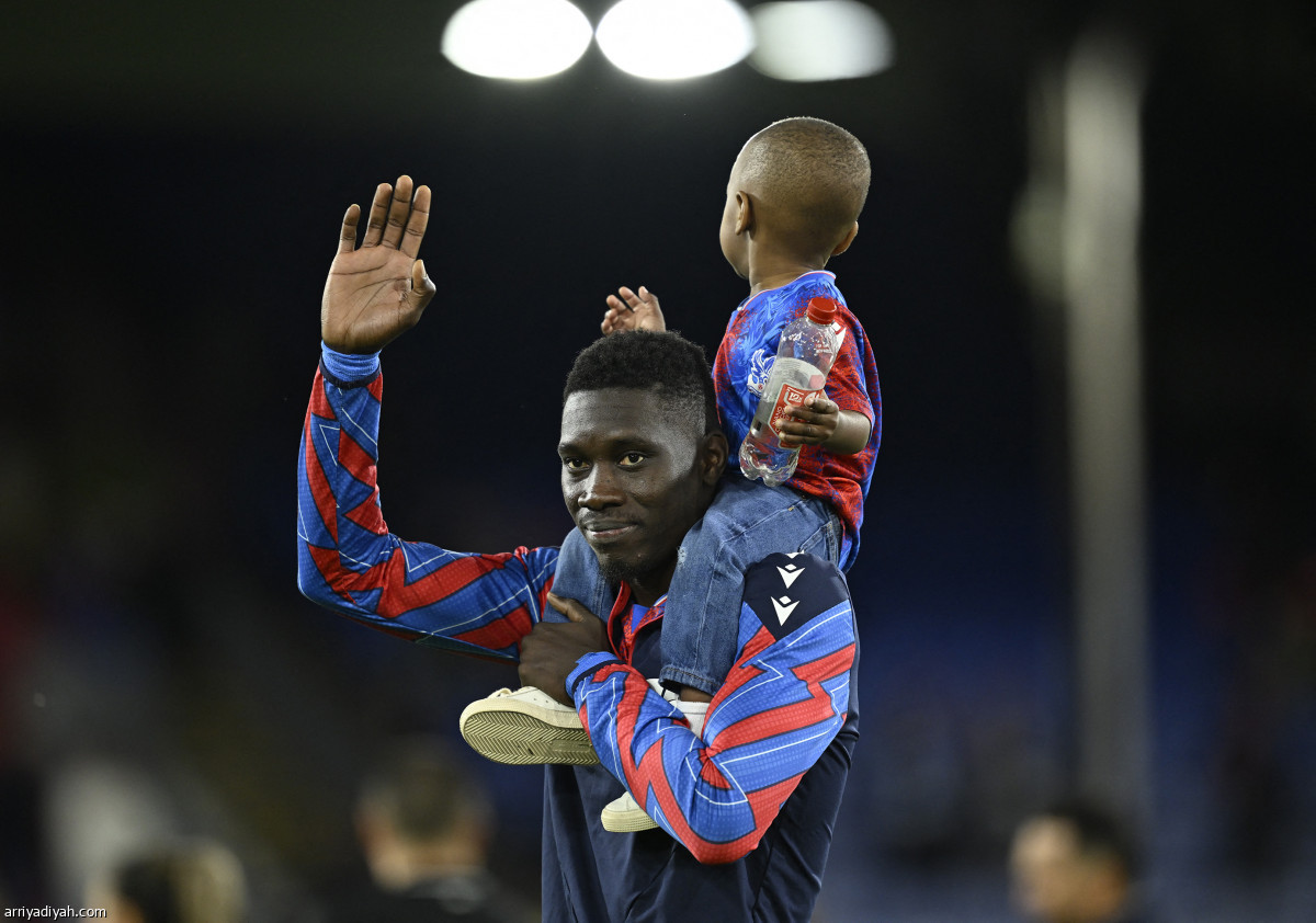 «سيلهيرست بارك» يحتفل