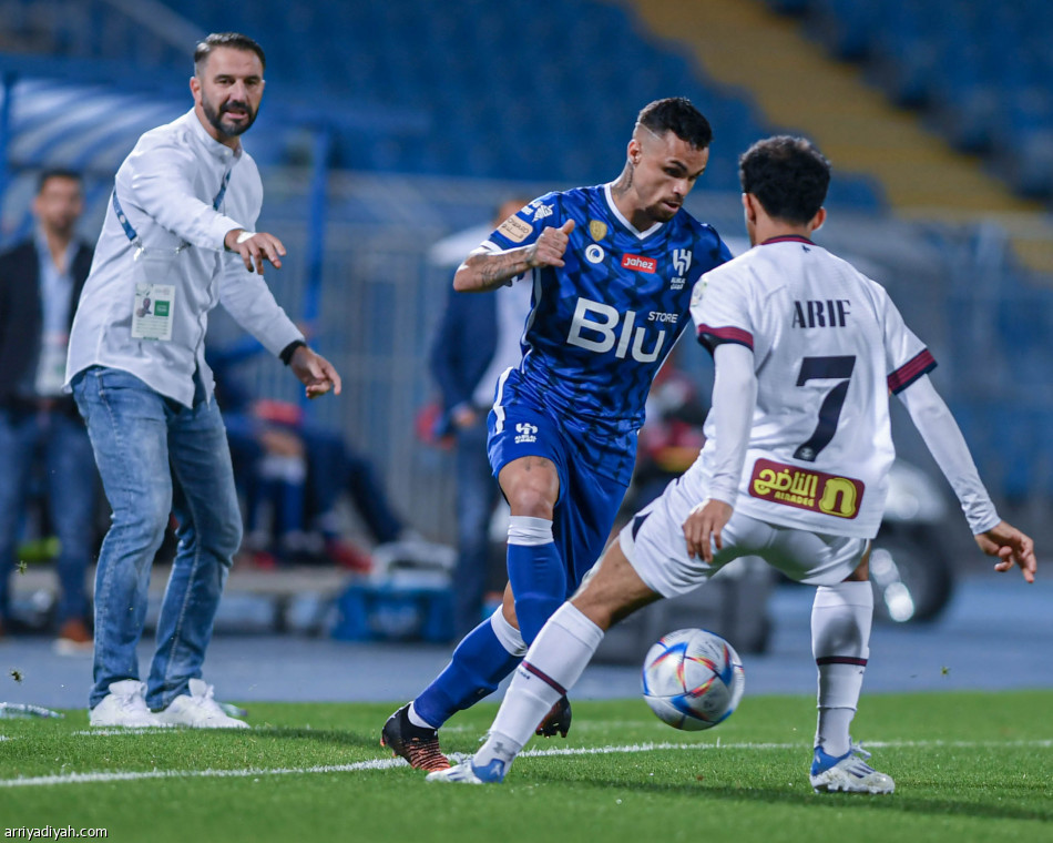 الهلال يقفز إلى الثاني بنقاط العدالة