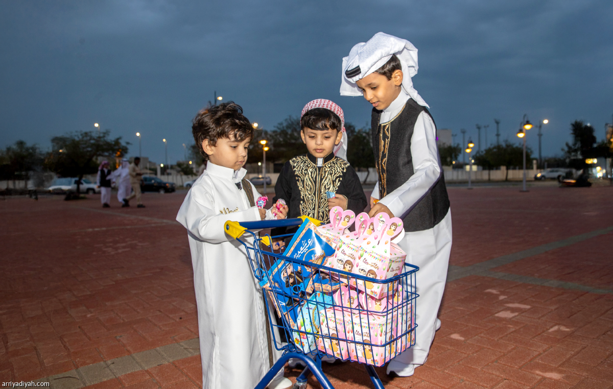 فرحة «العيدية»