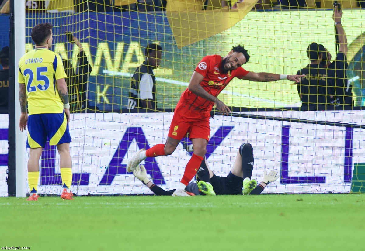 القادسية يصدم النصر