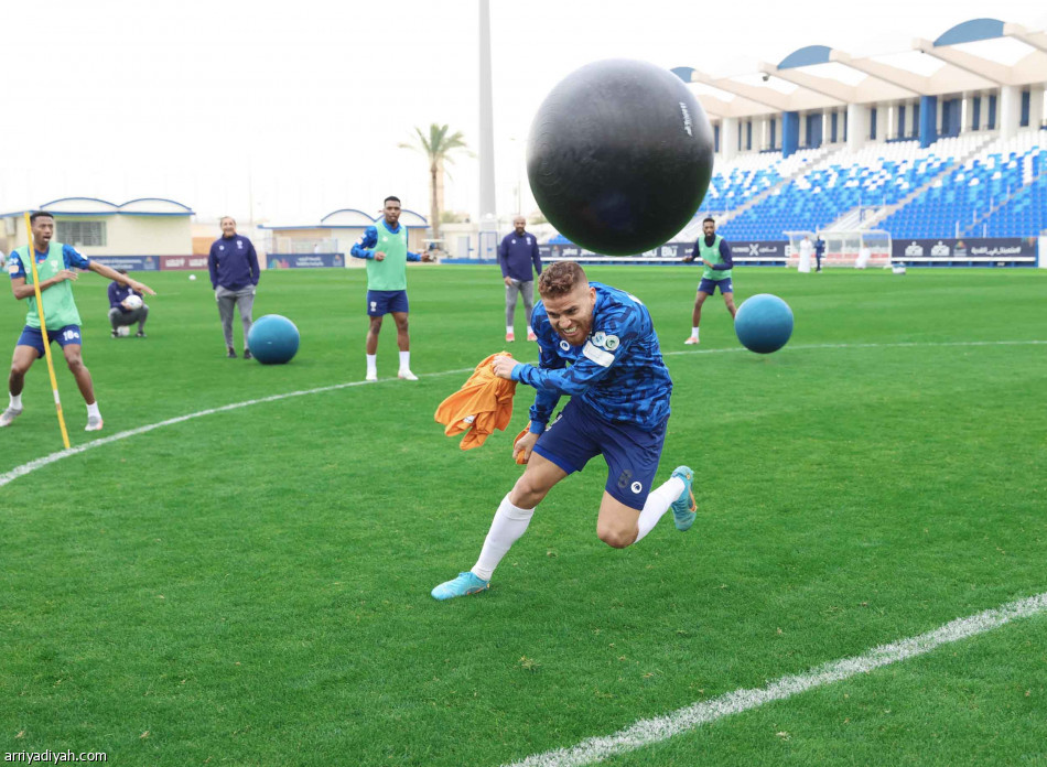 تعديلات الهلال
ترافق عودة كاريلو