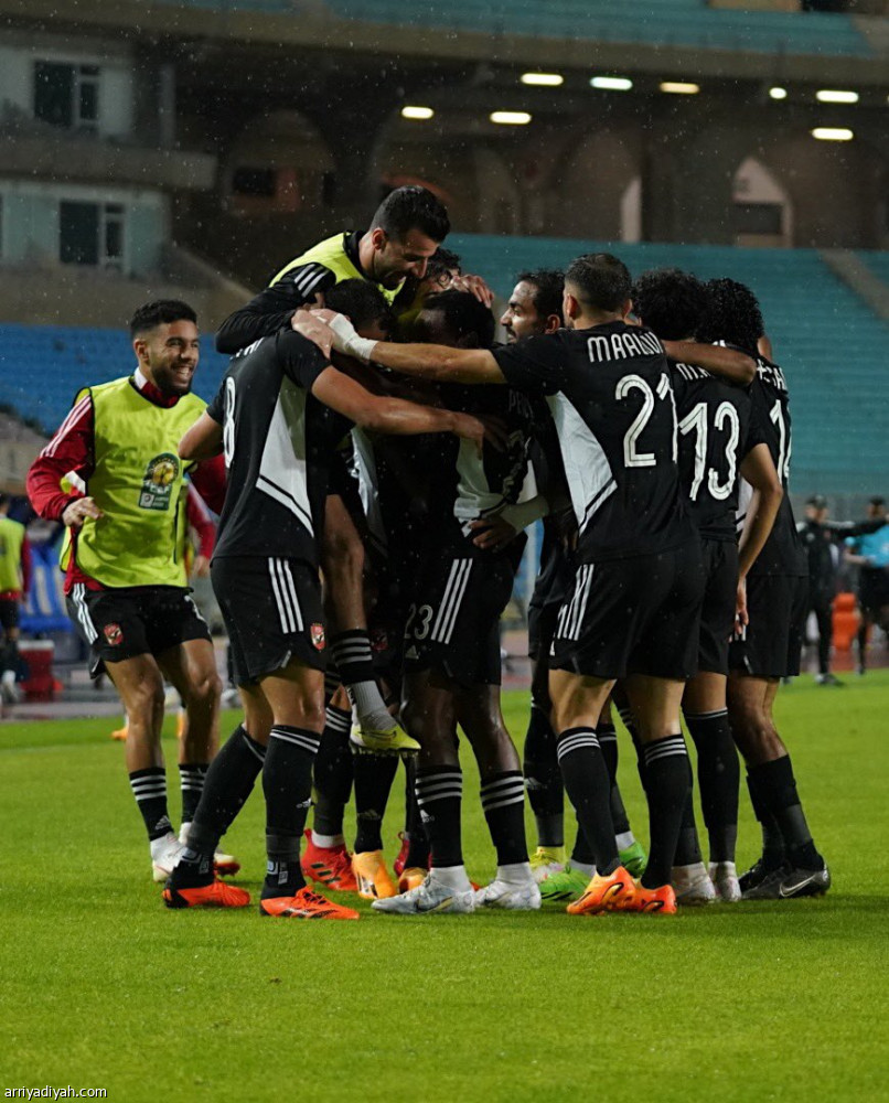 بثلاثية الترجي.. الأهلي المصري يلامس نهائي أبطال أفريقيا