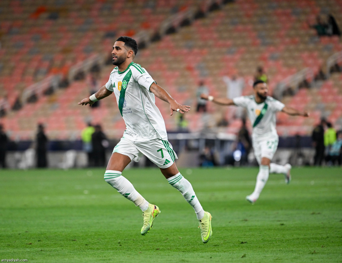 الأهلي في ربع النهائي