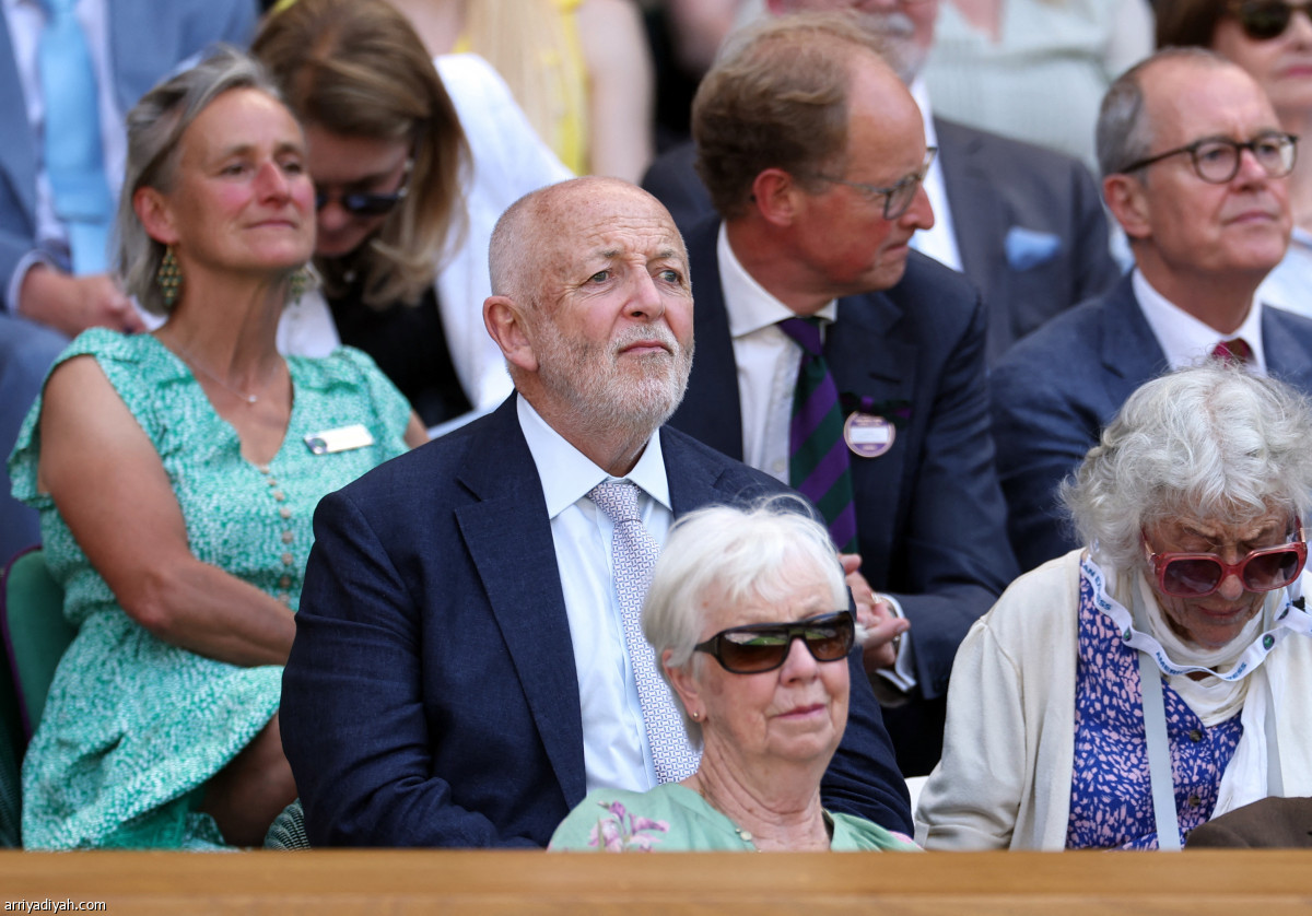 ويمبلدون.. النجوم يحضرون