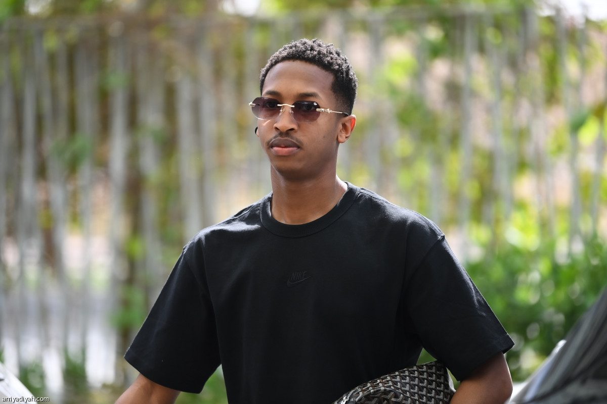 الصقور في بلازا