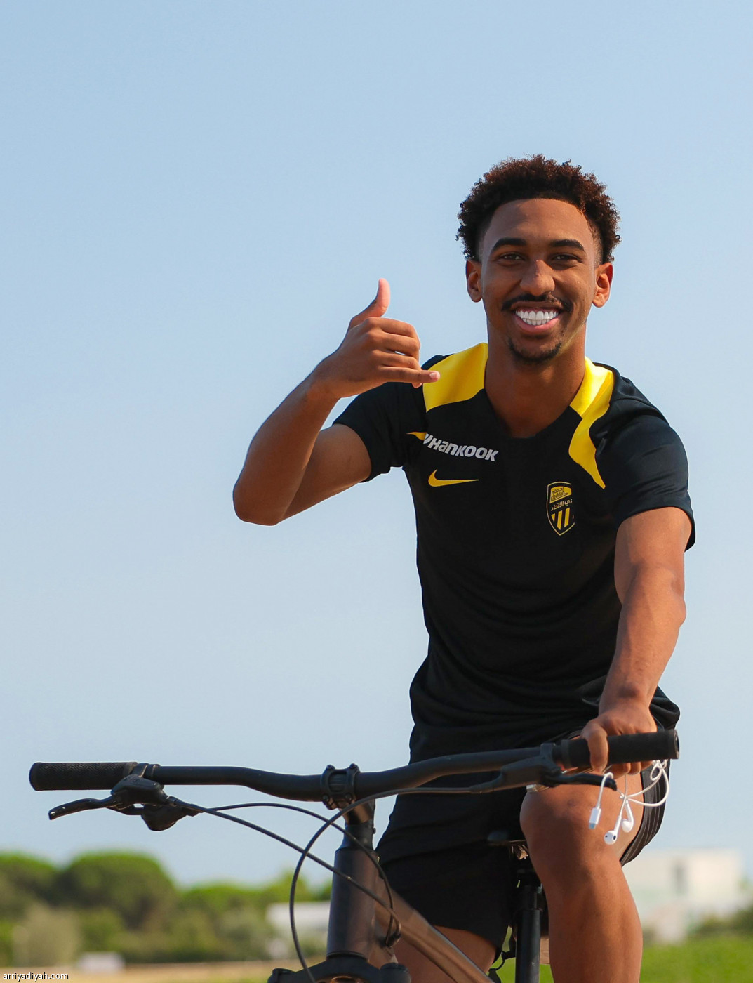 النمور على الدرّاجات