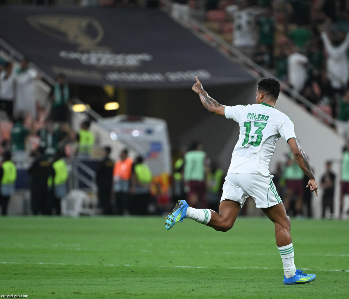 الأهلي يعود إلى النهائي