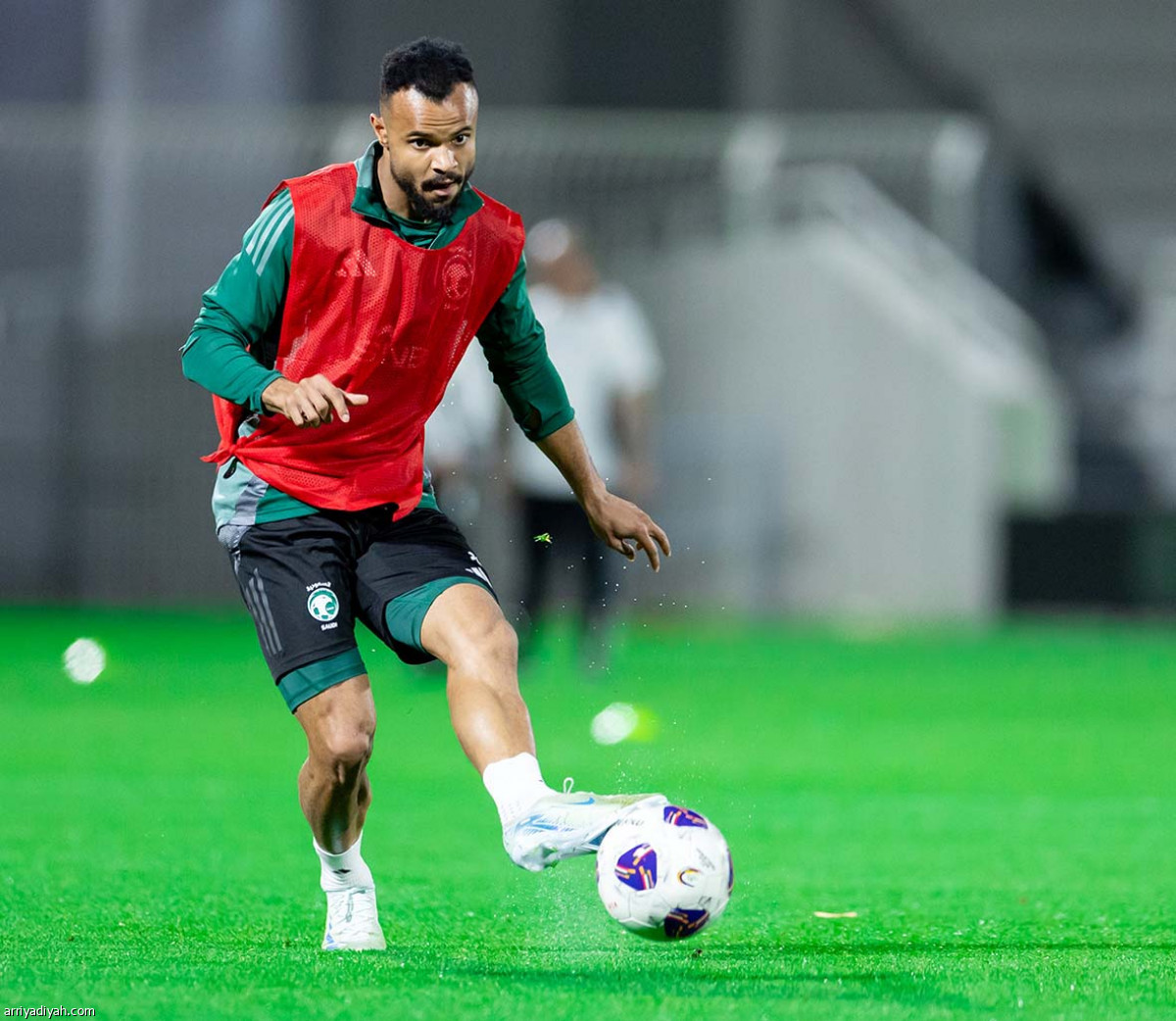 «الأخضر» اكتمل